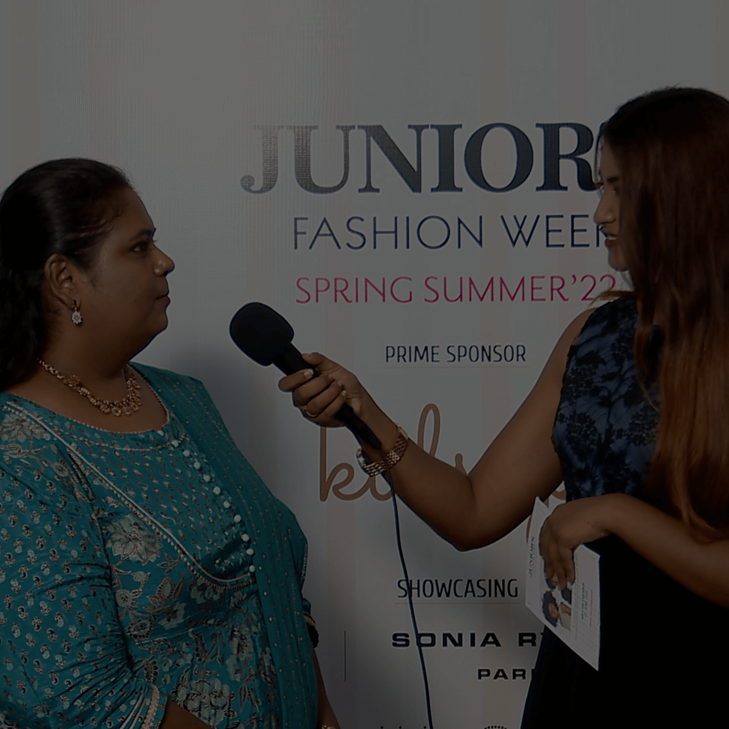 She’s awestruck at JFW & it’s the best day Chennai 2019 Parent Reviews Krithanya Karthika